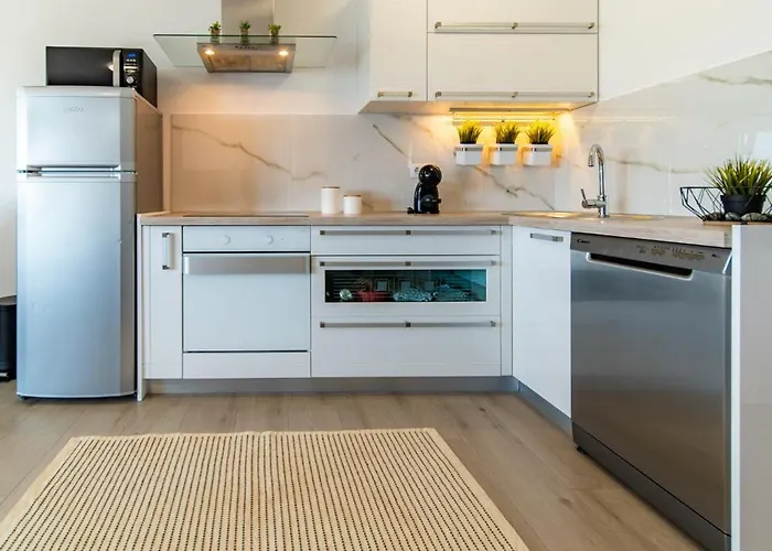 Apartamento Petra S Pogledom Na Banjol
