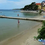 Petra S Pogledom Na Banjol